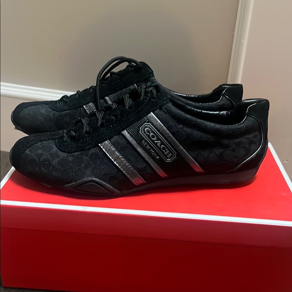 NEW Coach women’s Remonna sneaker - Picture 2 of 8